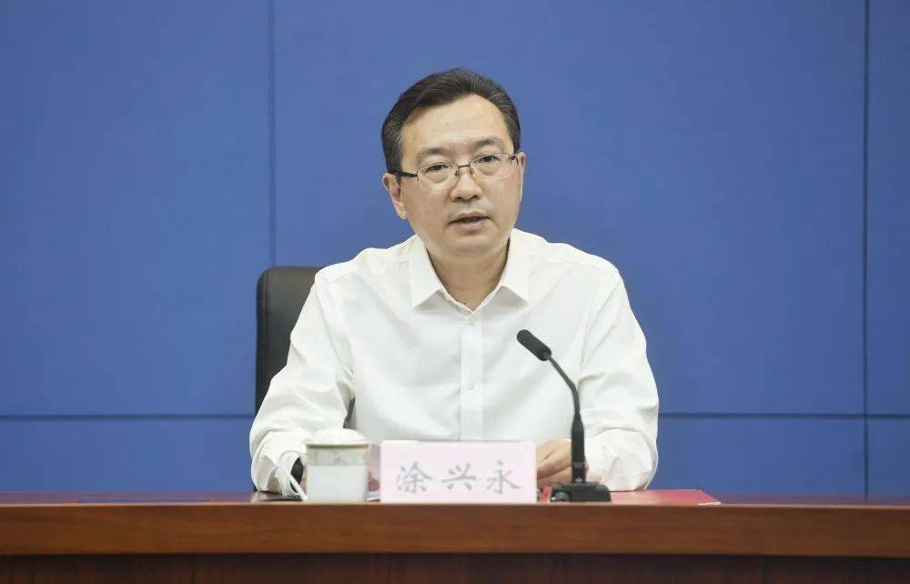 市迎峰度夏电力保供新闻发布会,市委宣传部副部长,市文明办主任马岱良