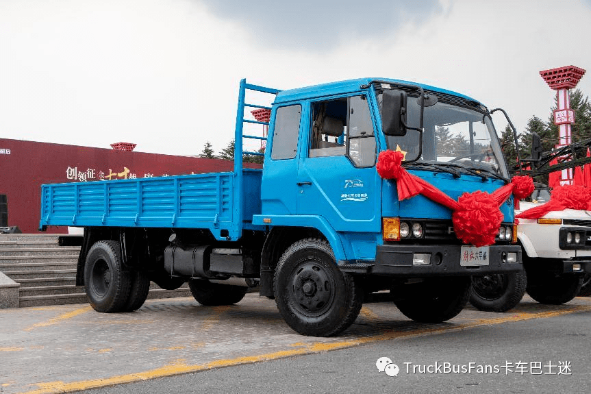 解放七代卡车巡礼——举国瞩目长春第一汽车厂,万人空巷人民争看解放