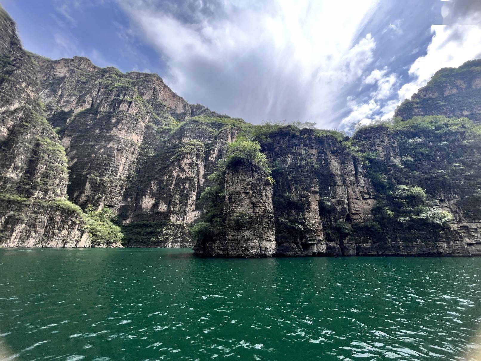 龙庆峡酒图片