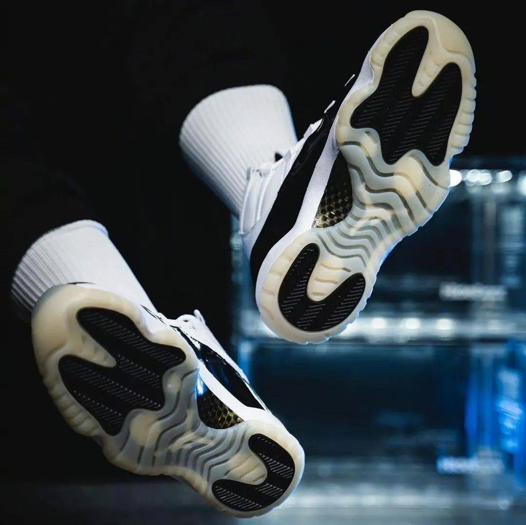 「ravenous专栏」开箱视频!大魔王air jordan 11 "dmp"太美啦!