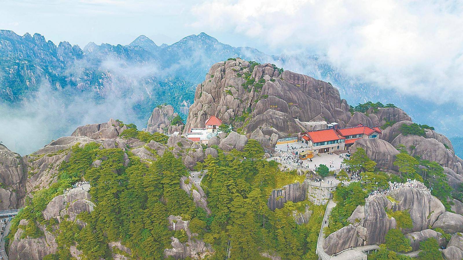 雨后的黄山千峰耸翠_游客_魅力_满目