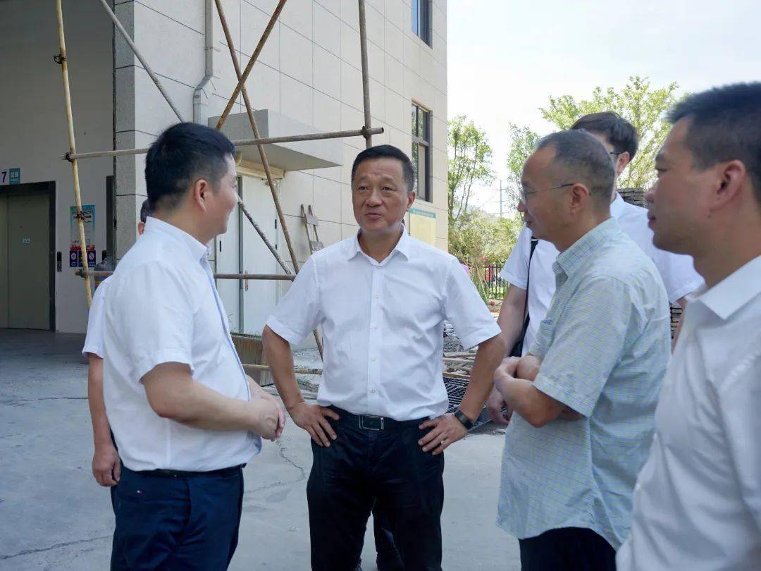 【人大要闻】市人大常委会副主任梁超来苍开展上半年国民经济计划执行