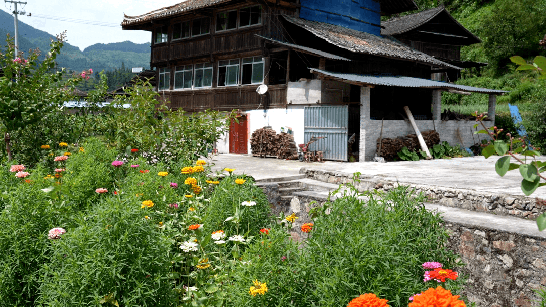 和美城乡 四大行动 | 榕江县乐里镇高岗村:全面推进环境整治工作建设