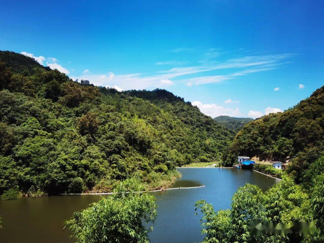 导航丰顺县龙鲸河漂流旅游区一起去丰顺漂流吧~天气热,怎么办?