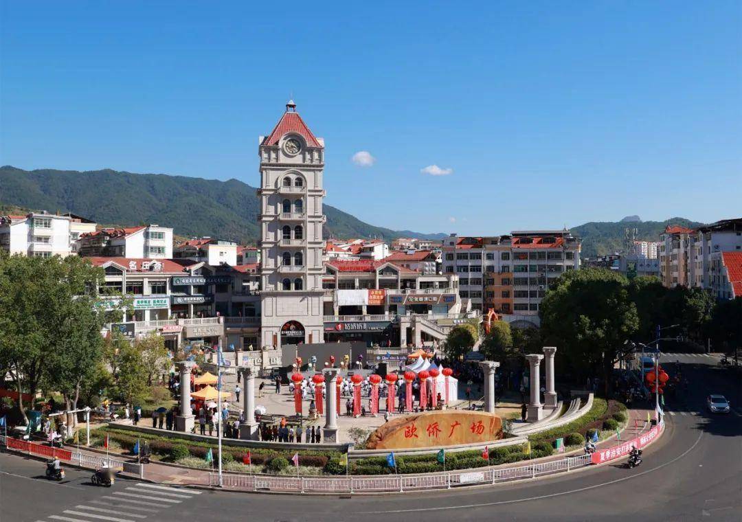 明溪欧侨广场近年来,明溪县充分发挥华侨资源优势,实施侨力回归,侨资