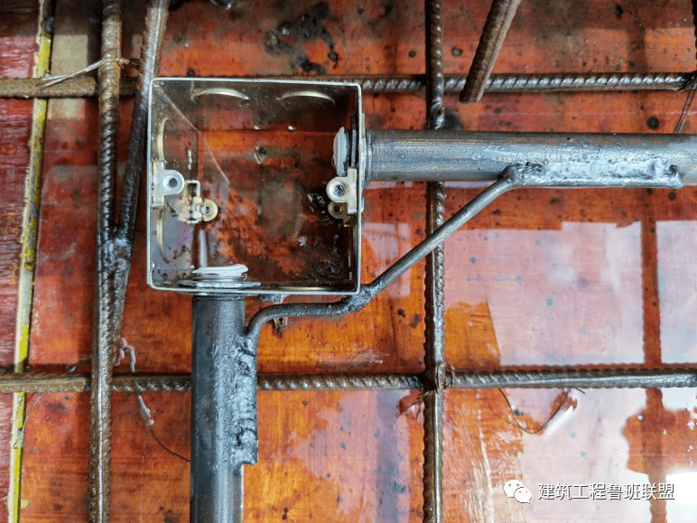 焊接钢管施工工艺图片