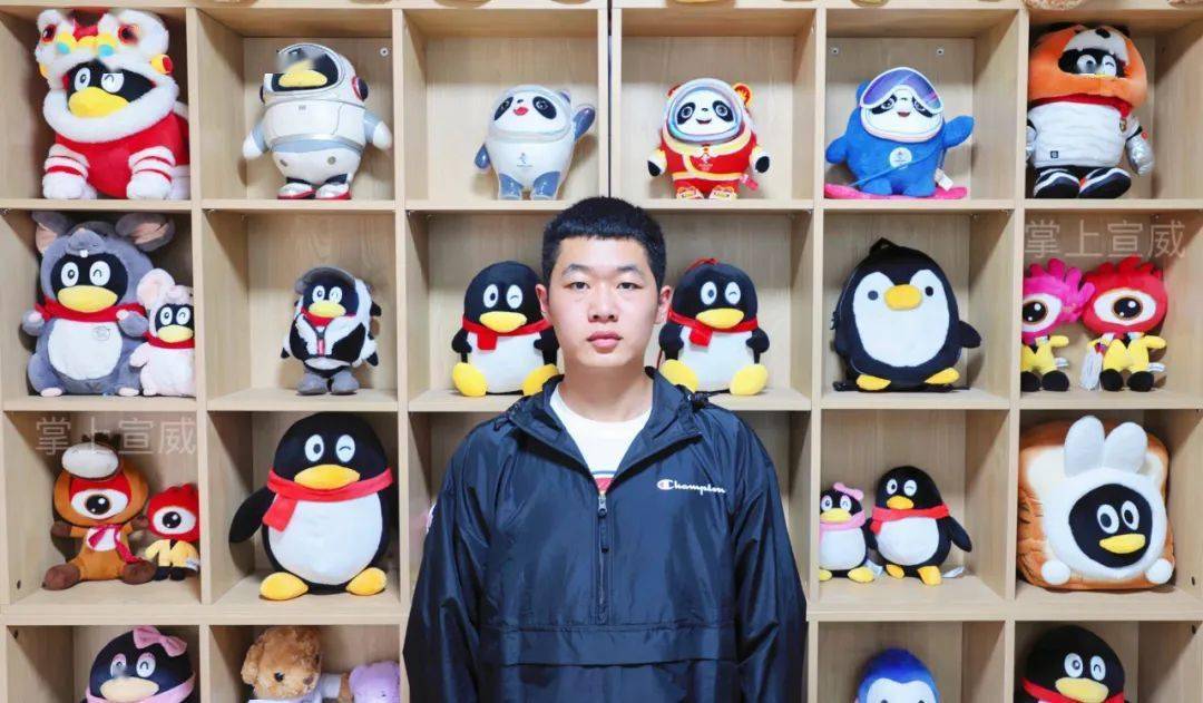 跃语文:彭泽跃,数学:余琦英语:李压凤,物理:付卫仙化学:黄帅文生物