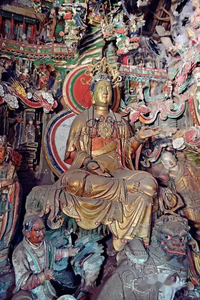山西十大悬塑:满壁神佛人间绝唱_彩塑_宿小白_隰县