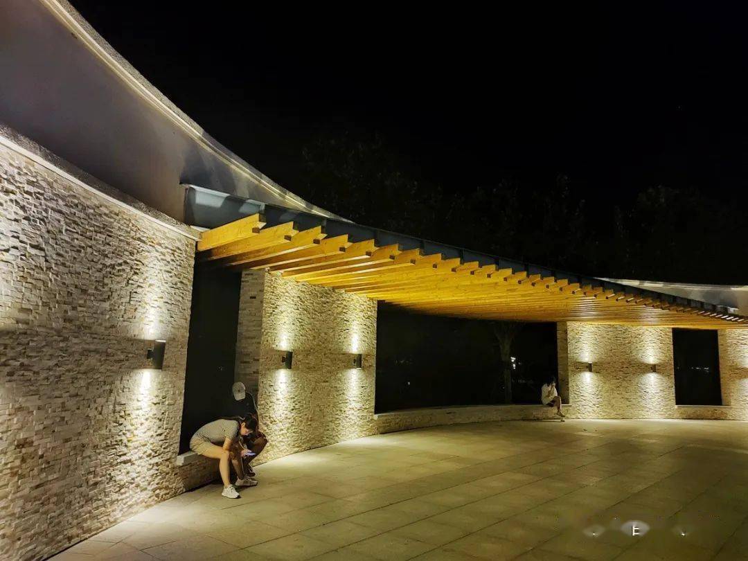 【寻美宝坻】宝坻新城三大公园的夜景哪个更美?_校对_王菲_曹洪