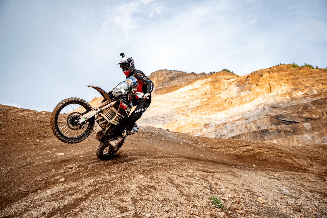 塔雷斯携 yamaha xtz700 出战罗马尼亚极限越野赛_越野车_竞赛_比赛