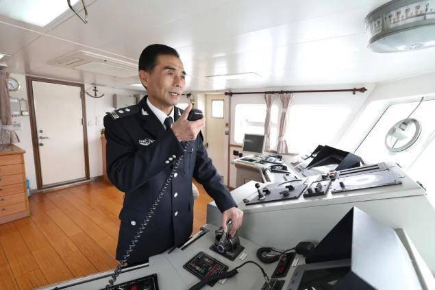劈波斩浪,当好东海护渔人 记岱山县海洋与渔业执法中队渔政33129船原
