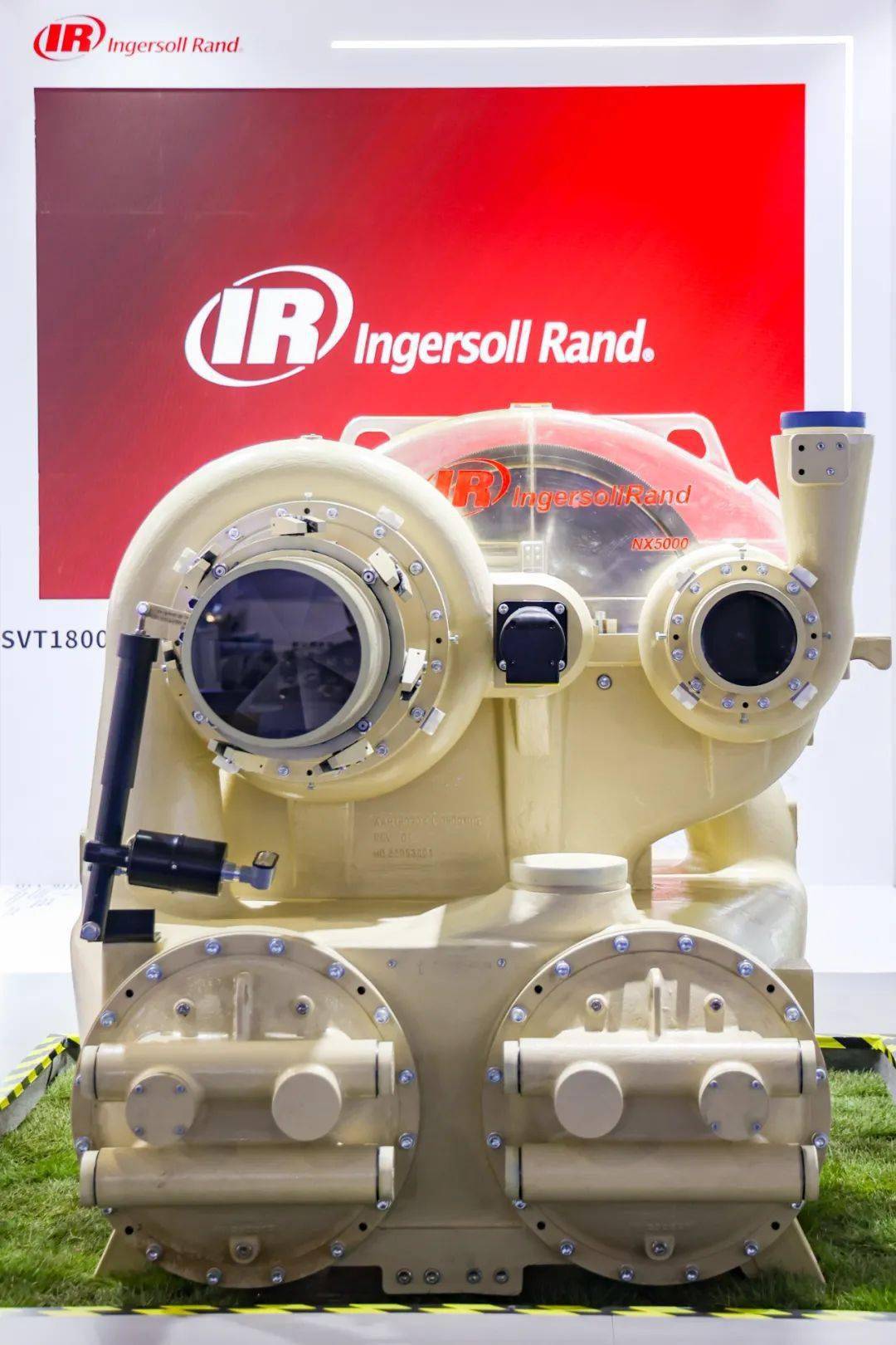 图2 英格索兰nx5000离心机机头磷酸铁锂因其容量大,成本低,安全性高等