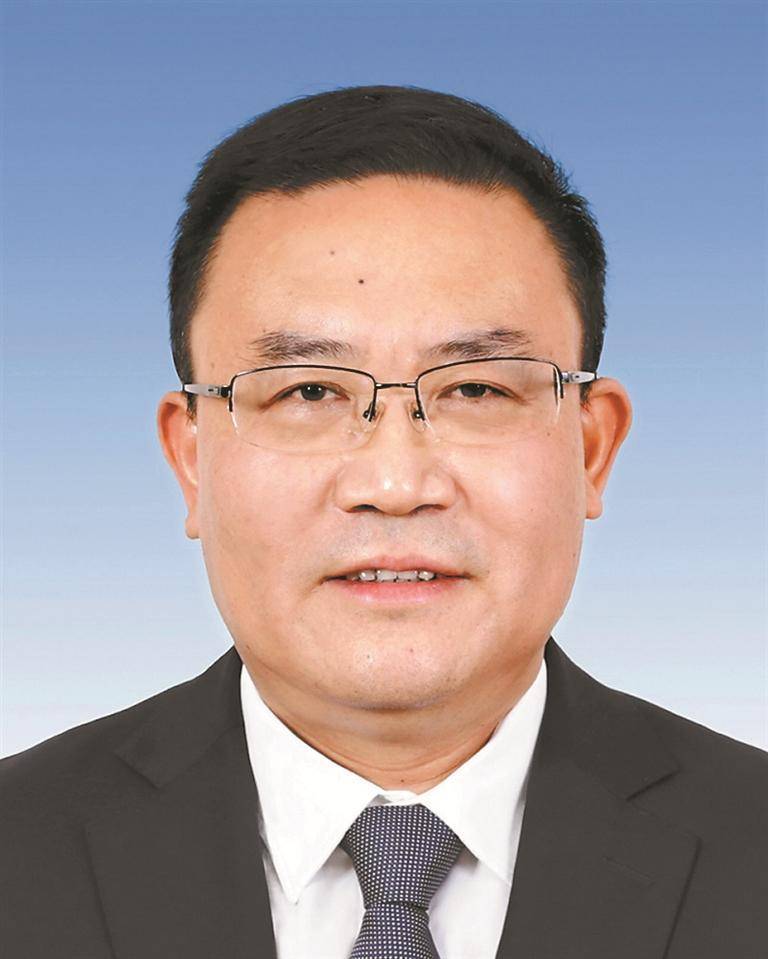 男,汉族,1969年7月生,研究生,中共党员,现任广东省深圳市政府副市长