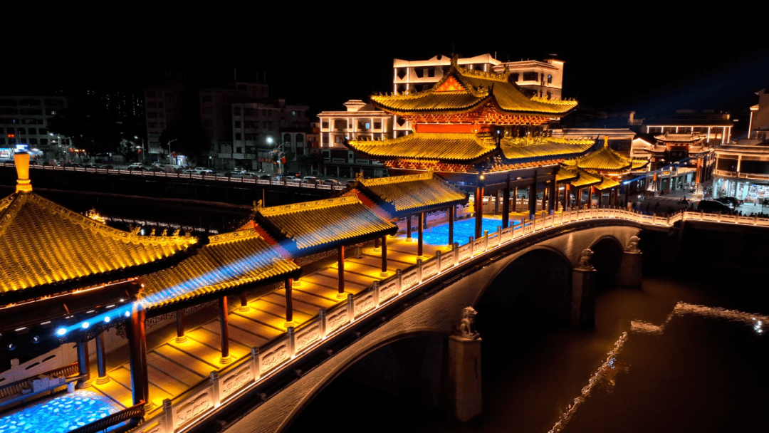 这是一份属于新兴的"城市色彩"!_人们_生活_大片