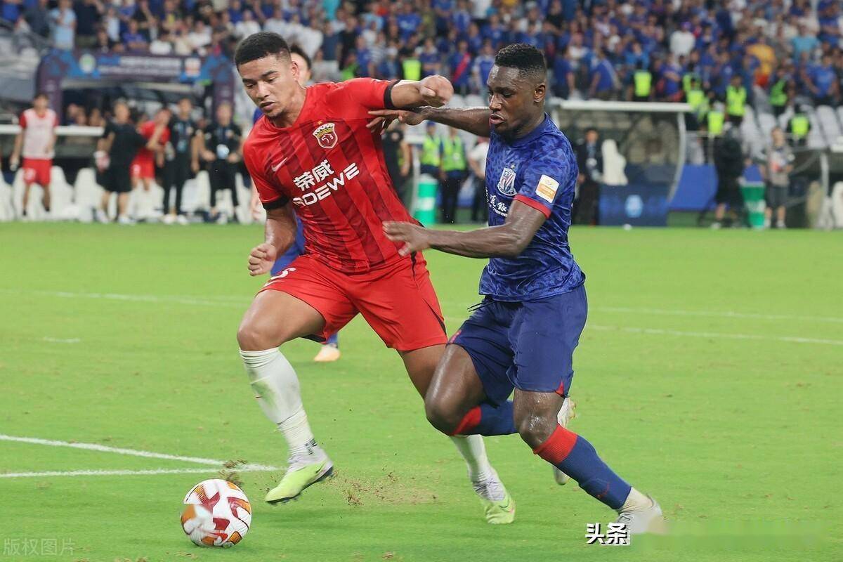 上海申花队vs上海海港!