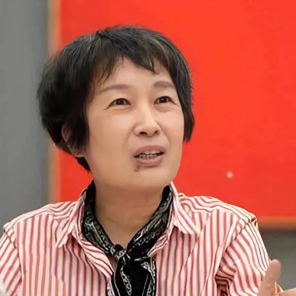 阎素芬何彩琰《家庭教育》杂志主编,副编审,中国家庭教育学会学术评价