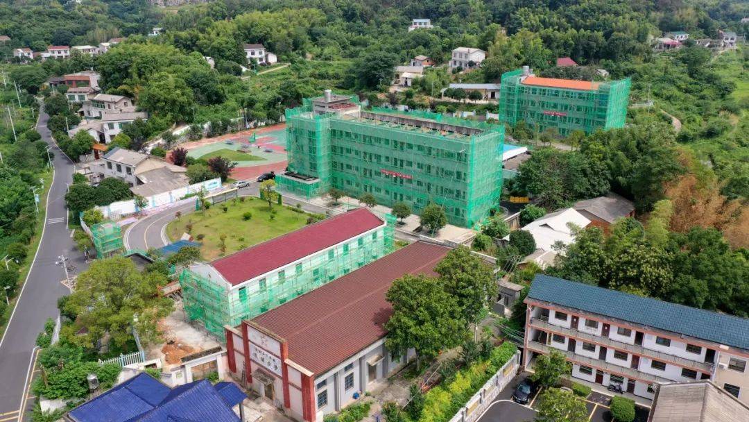 望城这所学校蝶变升级!_教育_建设_改造