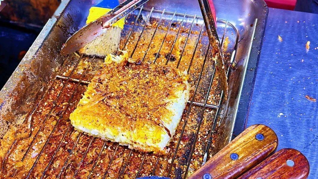 这家土豆饼外酥里嫩,简直就是土豆爱好者的福音,每吃一口都在冲击着