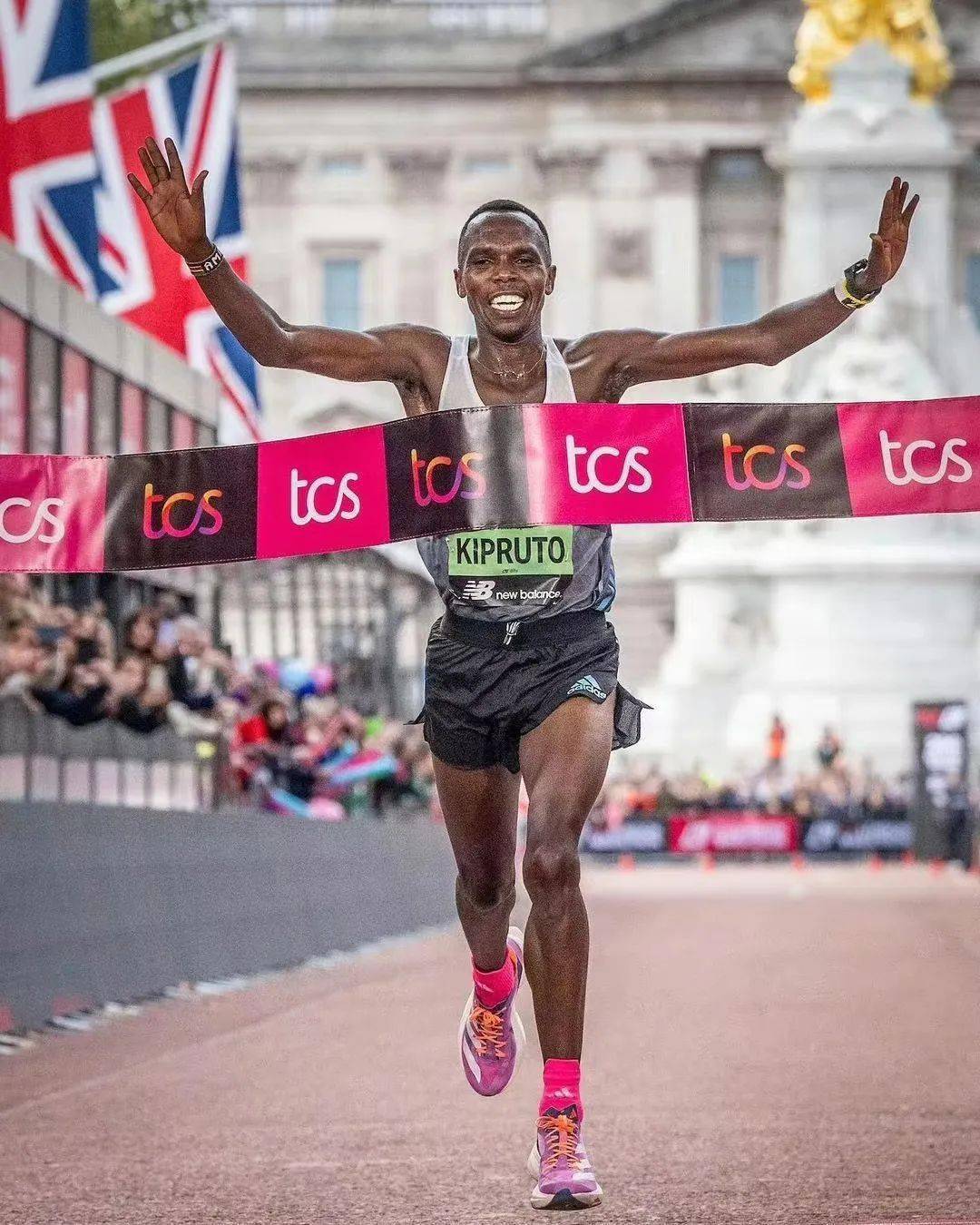 2023柏林马拉松——乔神再战 高手对决_比赛_基普鲁托_世界