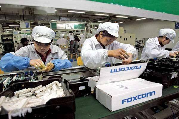 富士康宣布将在印度投资6亿美元 分别建立iPhone外壳零部件和芯片制造设备的生产基地