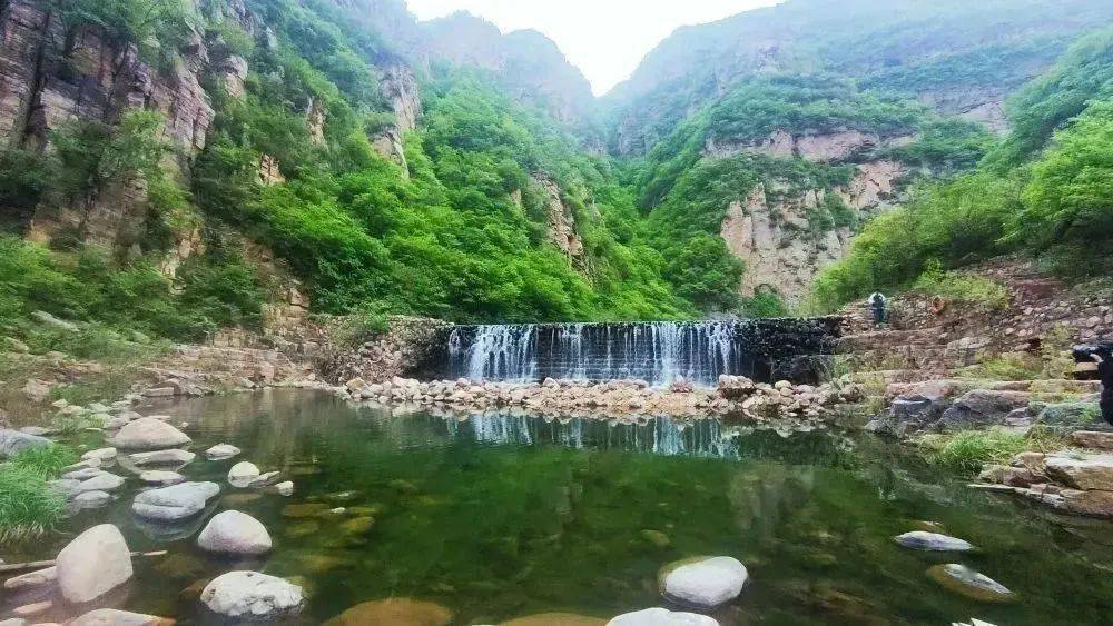 这样的青要山,我看谁还没看过!_旅游咨询电话_红色_闭园