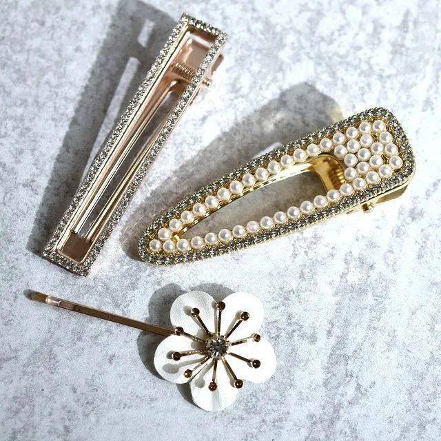 披肩发虽简单实用,容易打理,但也易单调.