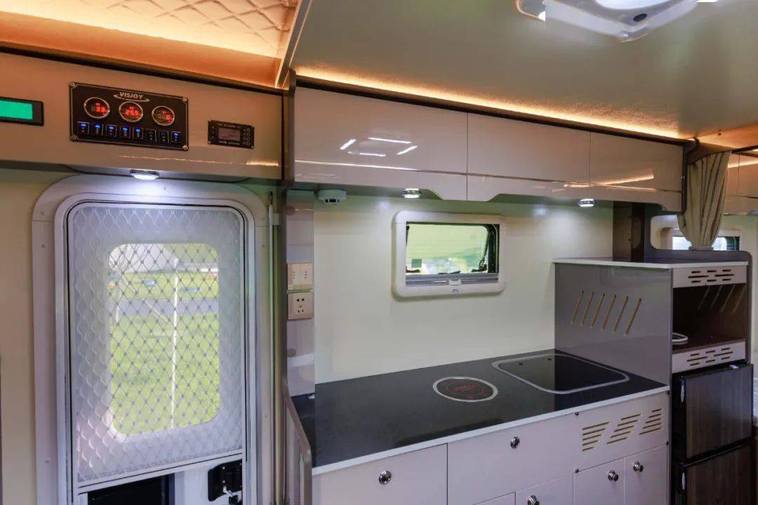 基础版9.98万起售!威士捷带来亲民房车新选择_搜狐汽车_搜狐网