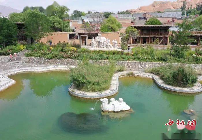 "歪果仁"嘉宾走进青海循化"骆驼泉" 了解撒拉族文化_海东_历史_铭言