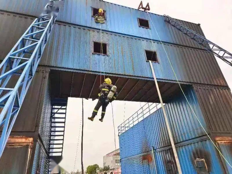 【保山消防】圆满完成第二期全省初中级指挥员专业化培训建筑火灾扑救及EMT模块培训考核