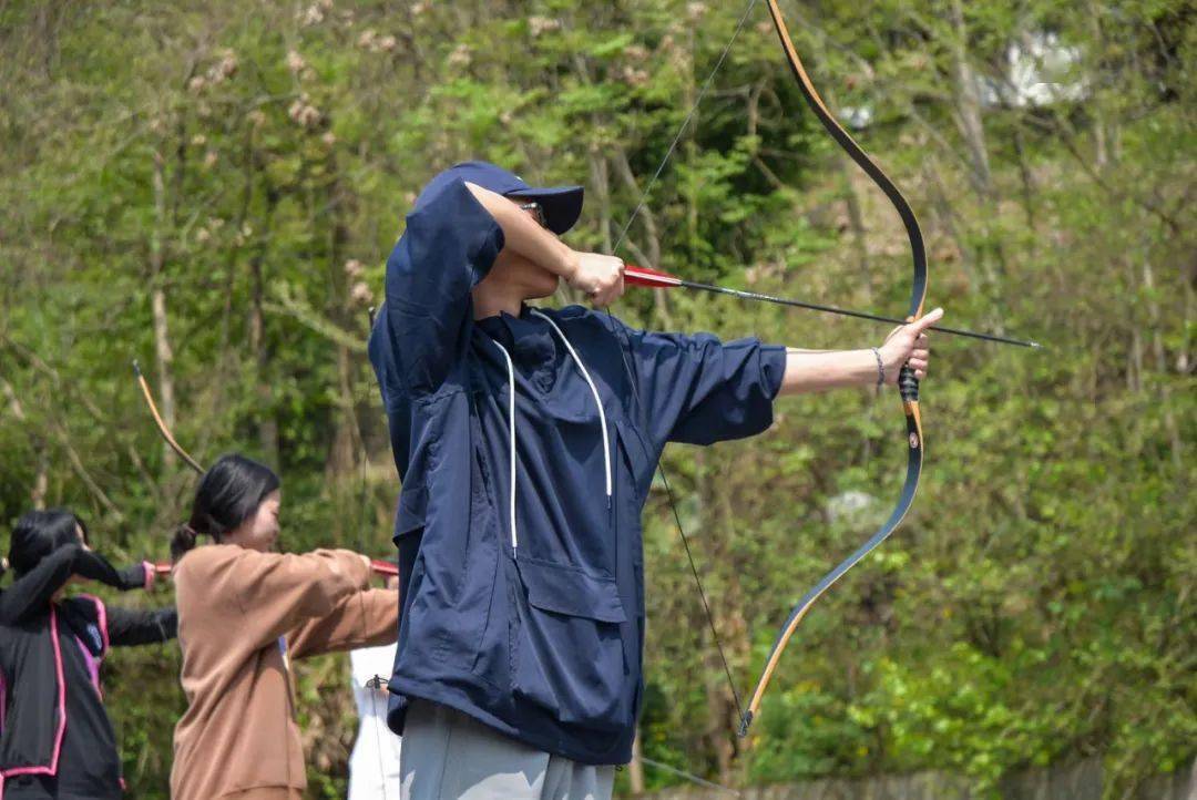 乘风2022-2023 | 那些在体育赛场追光的日子_移通_阳光杯_篮球