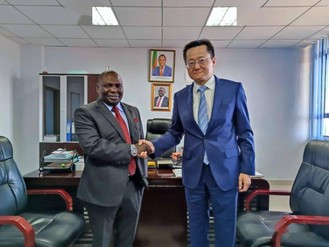 赞比亚 | 杜晓晖大使访问穆钦加省_中国_支持_项目