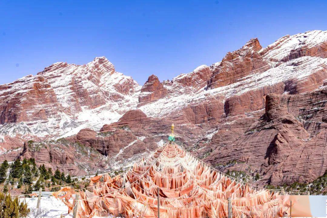 新龙红山:冰蚀型高寒丹霞的典范_摄影_阿色_形态