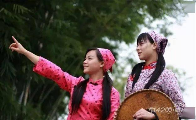 客家妇女为什么戴头帕?