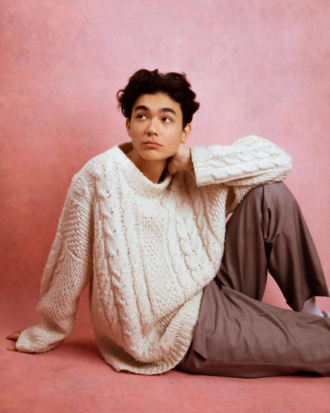 英国小鲜肉 will gao 登上最新封面!_剧集_男星_机会