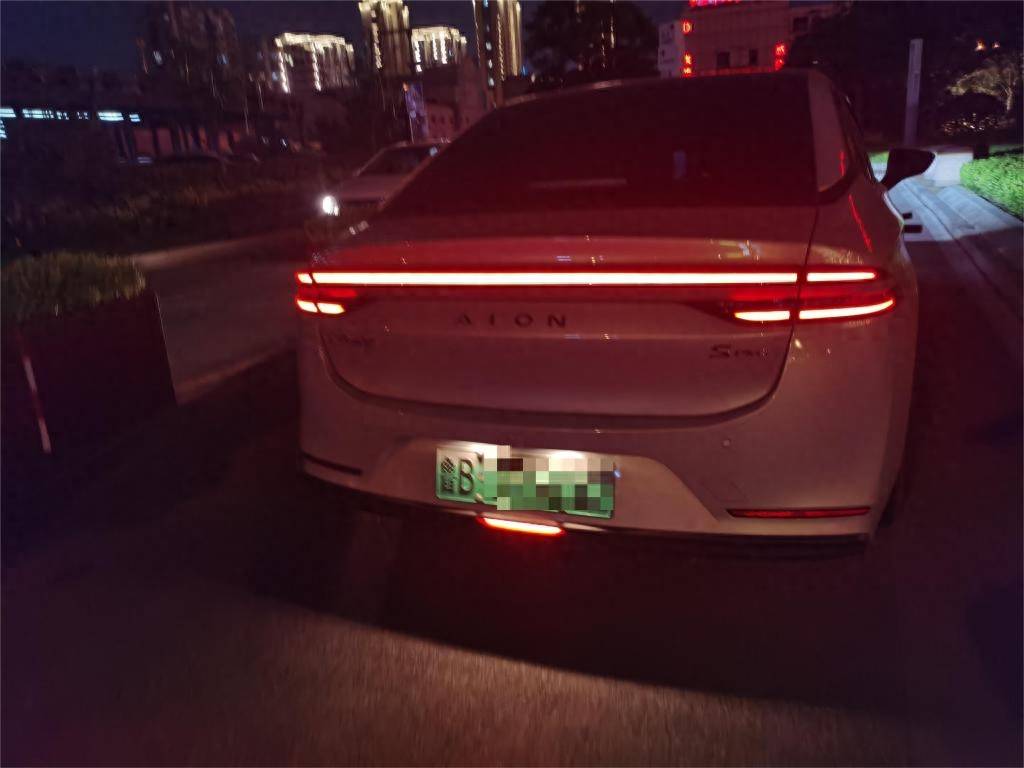 一封感谢信牵出暖心故事！广东小游客身体不适，青岛90后司机暖心送医