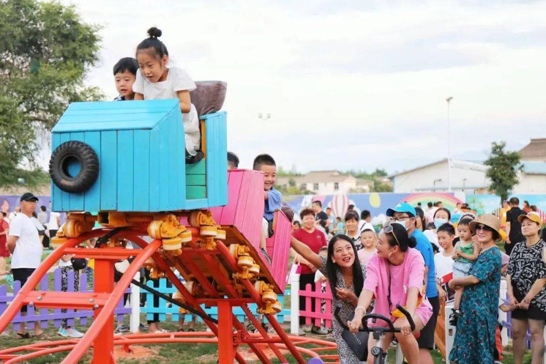 【限时福利】西府老街游乐场门票免费送,抓住暑期的尾巴,赶紧冲!