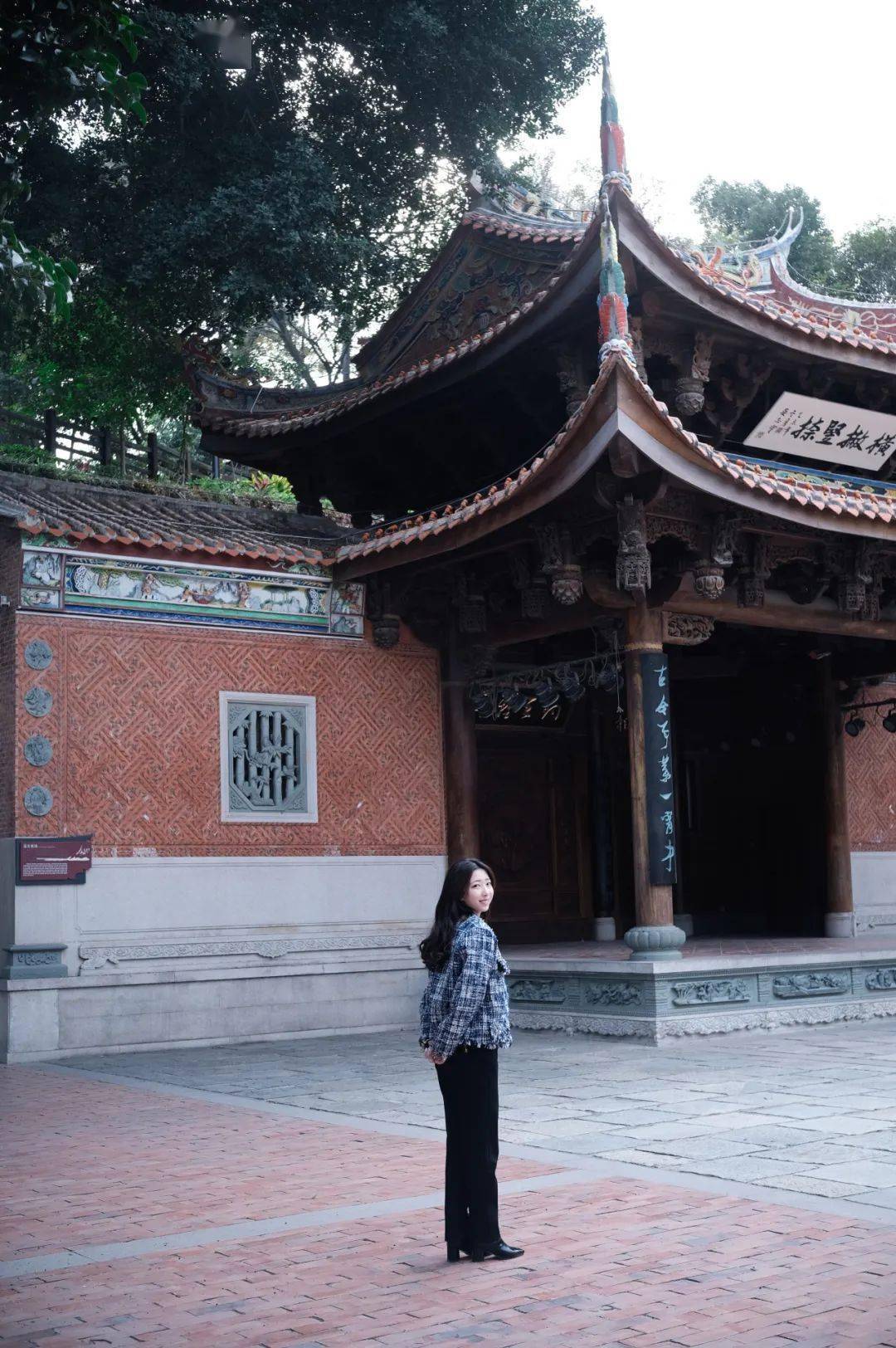 【七律】《晋江五店市》（步韵熊东遨老师《新建五店老街景区即笔》）庄灿煌