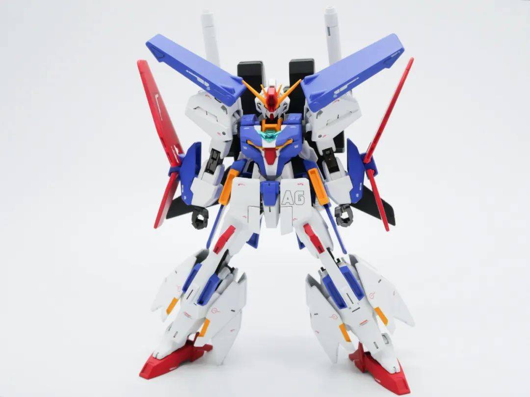 生化危机既视感……钢沃尔瓦王牌专机,给夏亚开的?