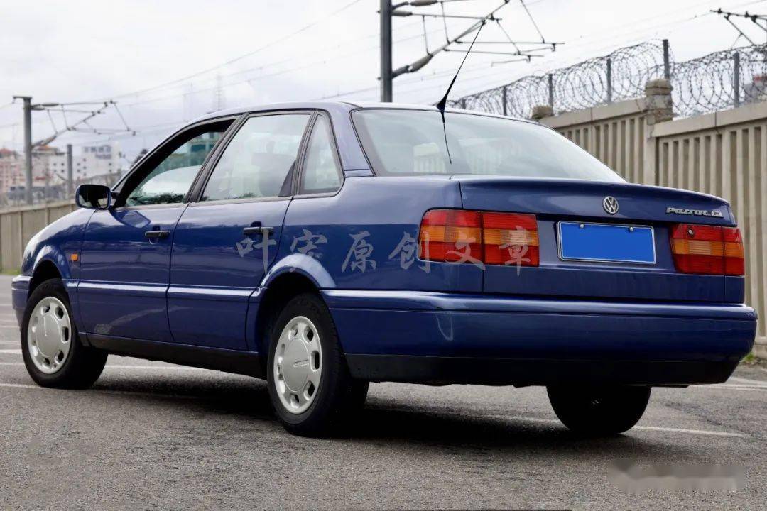 国内老车收藏者的投稿 1995年德国原装大众帕萨特b4 2.