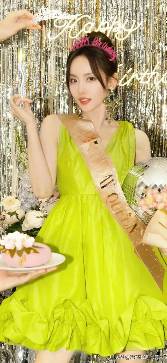 张嘉倪的16幅美图，帧帧都是珍藏版