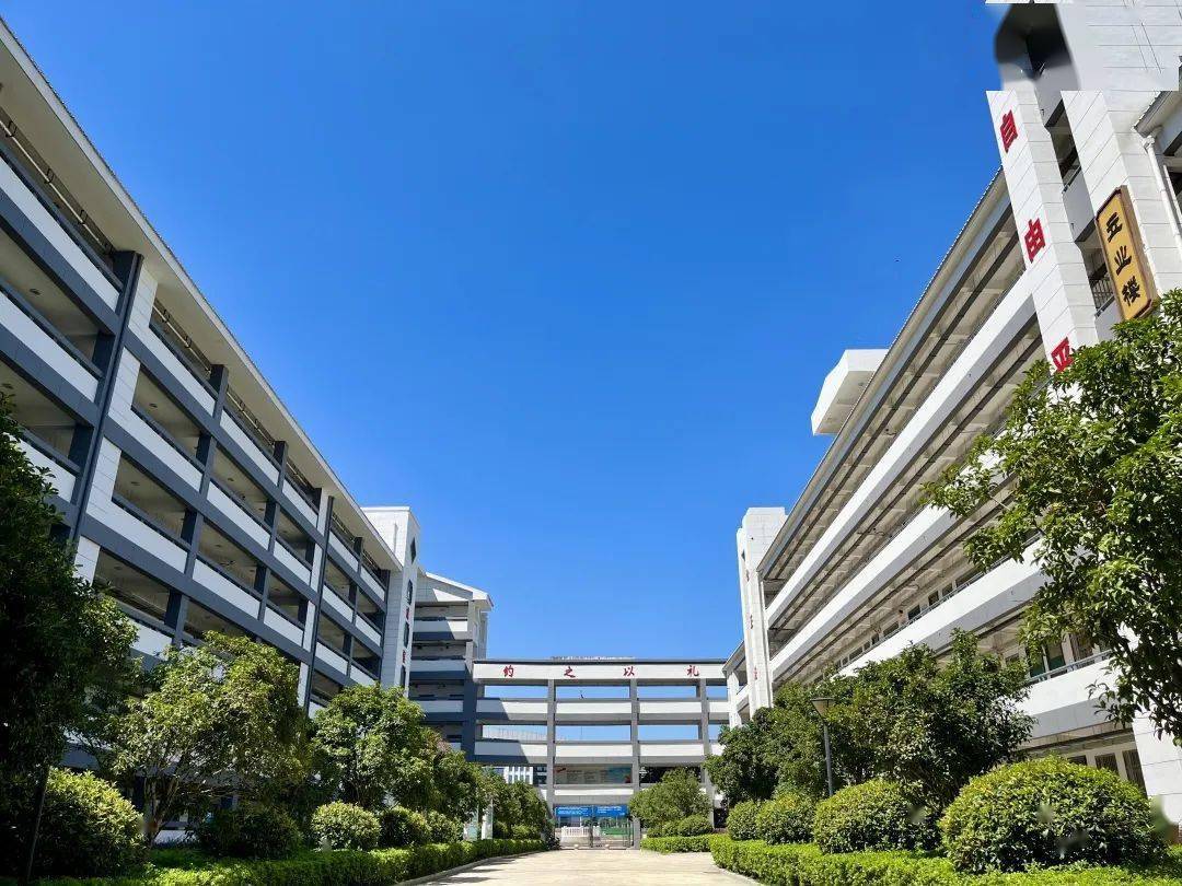 六安一中东校区有变化了!_施工_校舍_校园