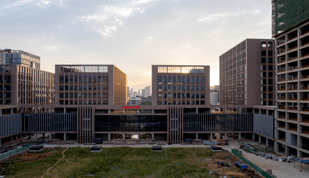 迈瑞全球第二总部在武汉新城全面封顶