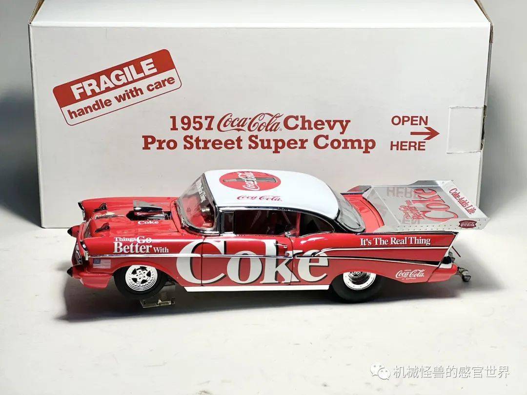 Danbury Mint | 永远的可口可乐，1957 Chevy Pro Street Super Comp_