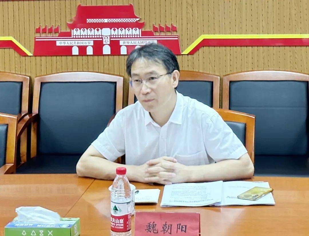 市委社会工委市民政局基层政权和社区建设处处长魏朝阳