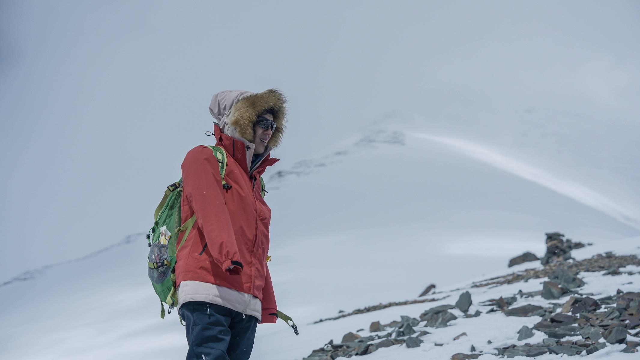 无臂男子丁二伟登顶海拔6178米玉珠峰:冲顶时头昏脑涨,下个目标是珠峰