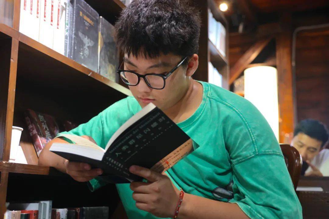 "他永远能找到读者" | 译者姜乙分享会后记_音乐_文学_德国