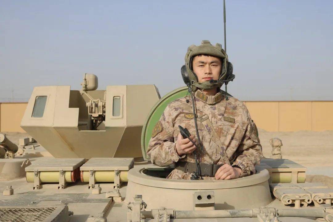 镇雄人陈兴宇!当兵十年,初心不改_电台_通信_战友