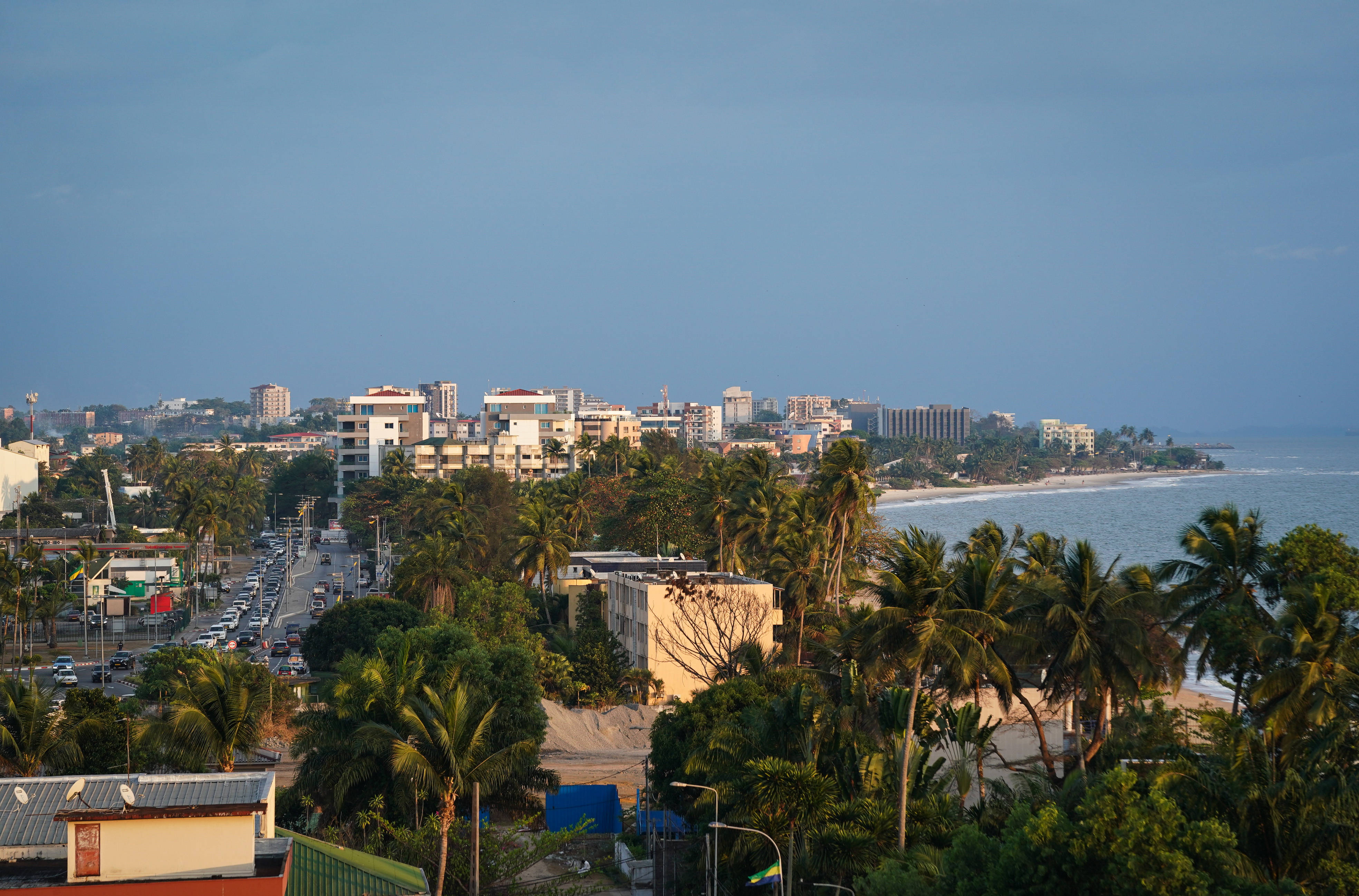 政局动荡后,加蓬首都渐复往日平静