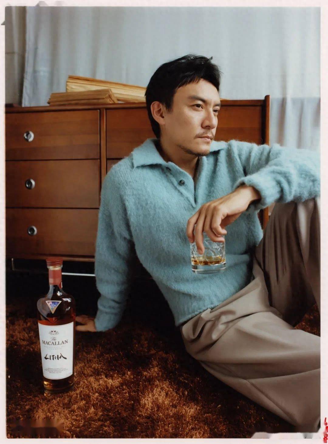 影帝张震《gq》九月封面大片,电影质感文艺范儿十足_思考者_绅士_意义