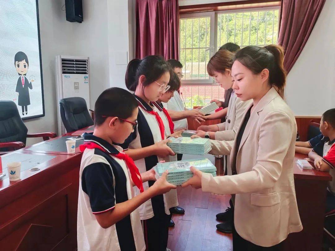 喇叭沟门满族乡的小学,北京京北职业技术学院,北京华嘉专修学院,以